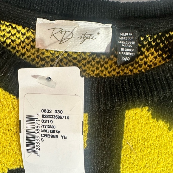 RD style mixed print yellow black sweater nwt size small - Picture 3 of 5